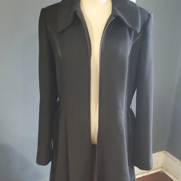 Dawn Levy NY Fergie  Black Fit & flare  Belted Wool  Coat  Sz L - Picture 12 of 17